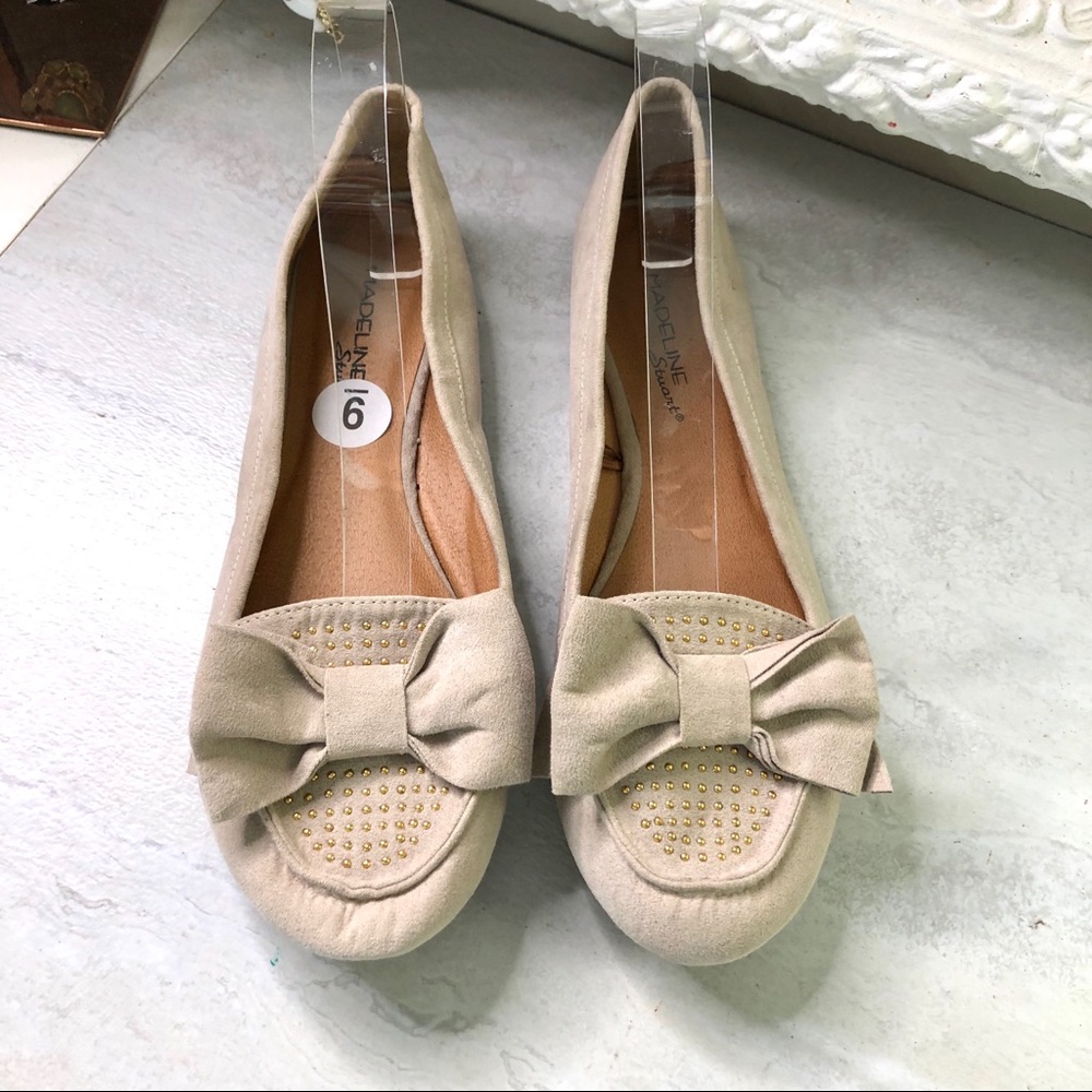 Madeline Stuart cream flats